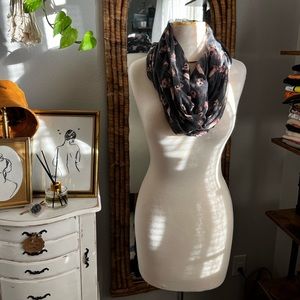 Gray Floral Patterned Infinity Scarf